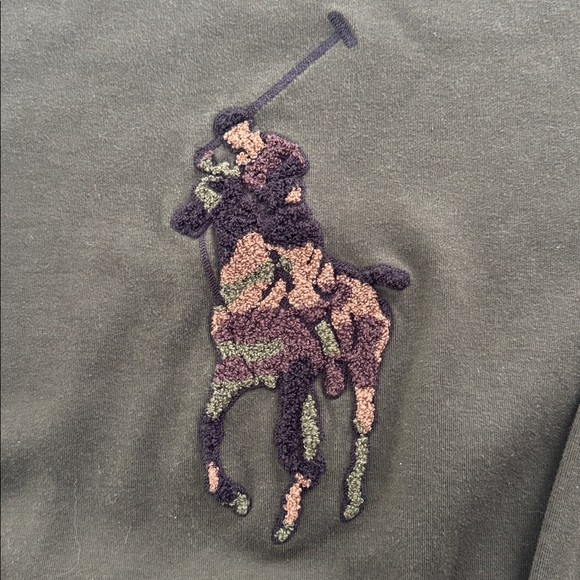 Polo by Ralph Lauren Dark Green Big Pony Camo Crewneck Sweatshirt, sz M (10-12) - Picture 3 of 7